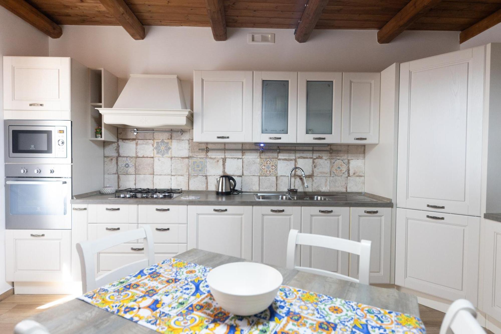 Cortile Gioeni Apartment 切法卢 外观 照片