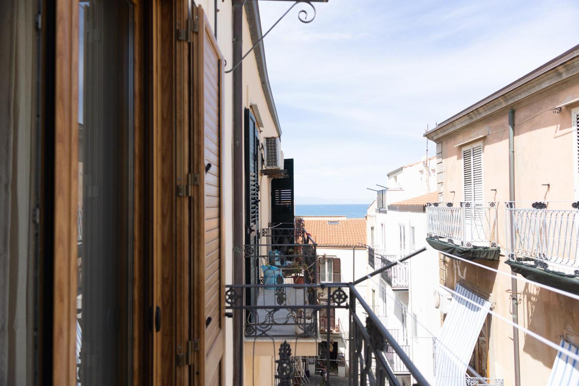 Cortile Gioeni Apartment 切法卢 外观 照片